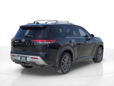 2023 Nissan Pathfinder SL