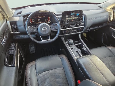 2022 Nissan Pathfinder Platinum