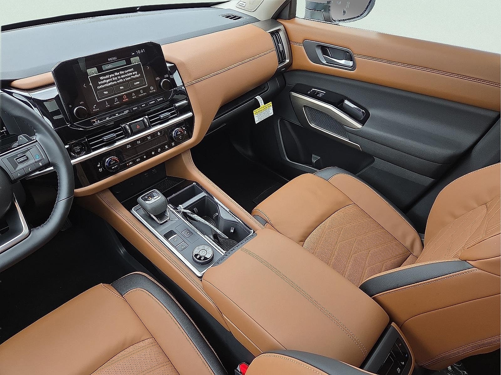 2025 Nissan Pathfinder Platinum