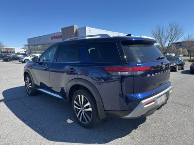 2022 Nissan Pathfinder Platinum