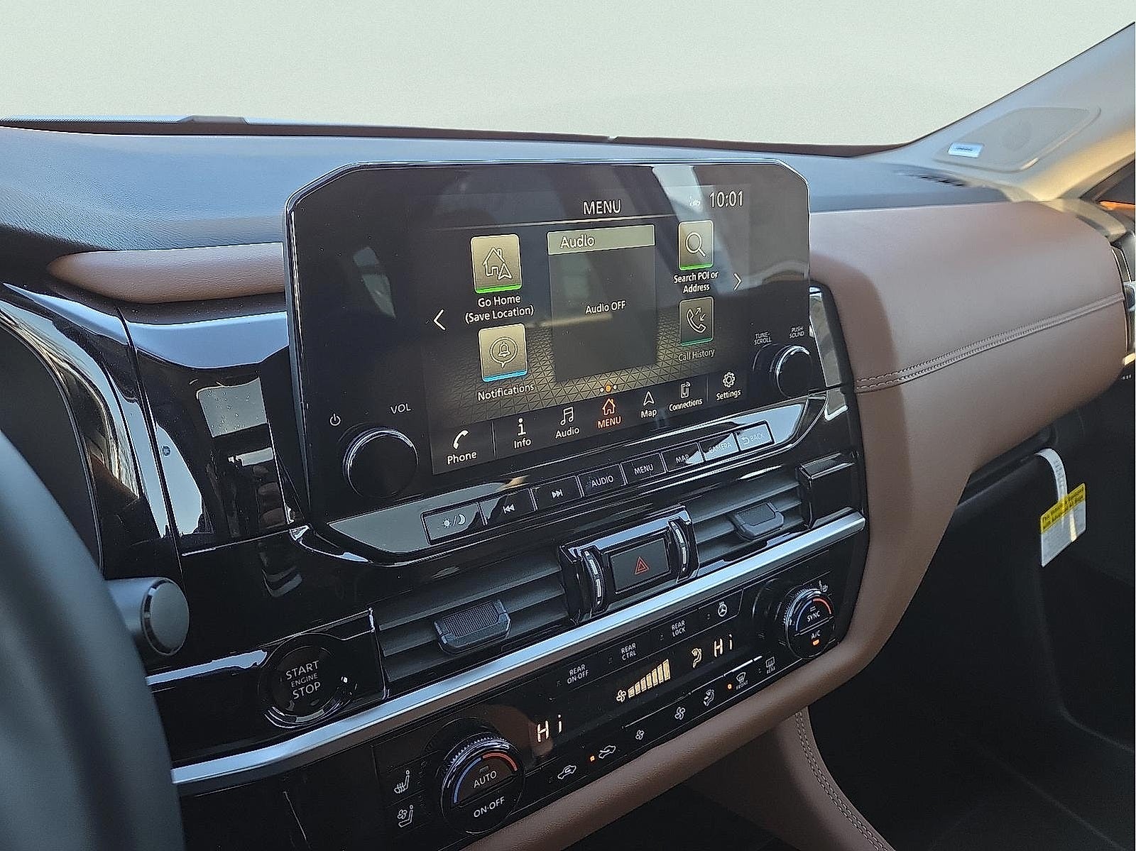 2025 Nissan Pathfinder Platinum