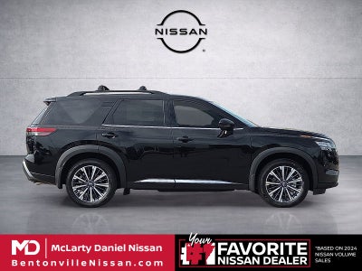 2026 Nissan Pathfinder Platinum