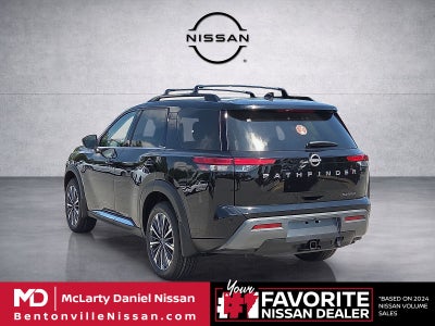 2026 Nissan Pathfinder Platinum