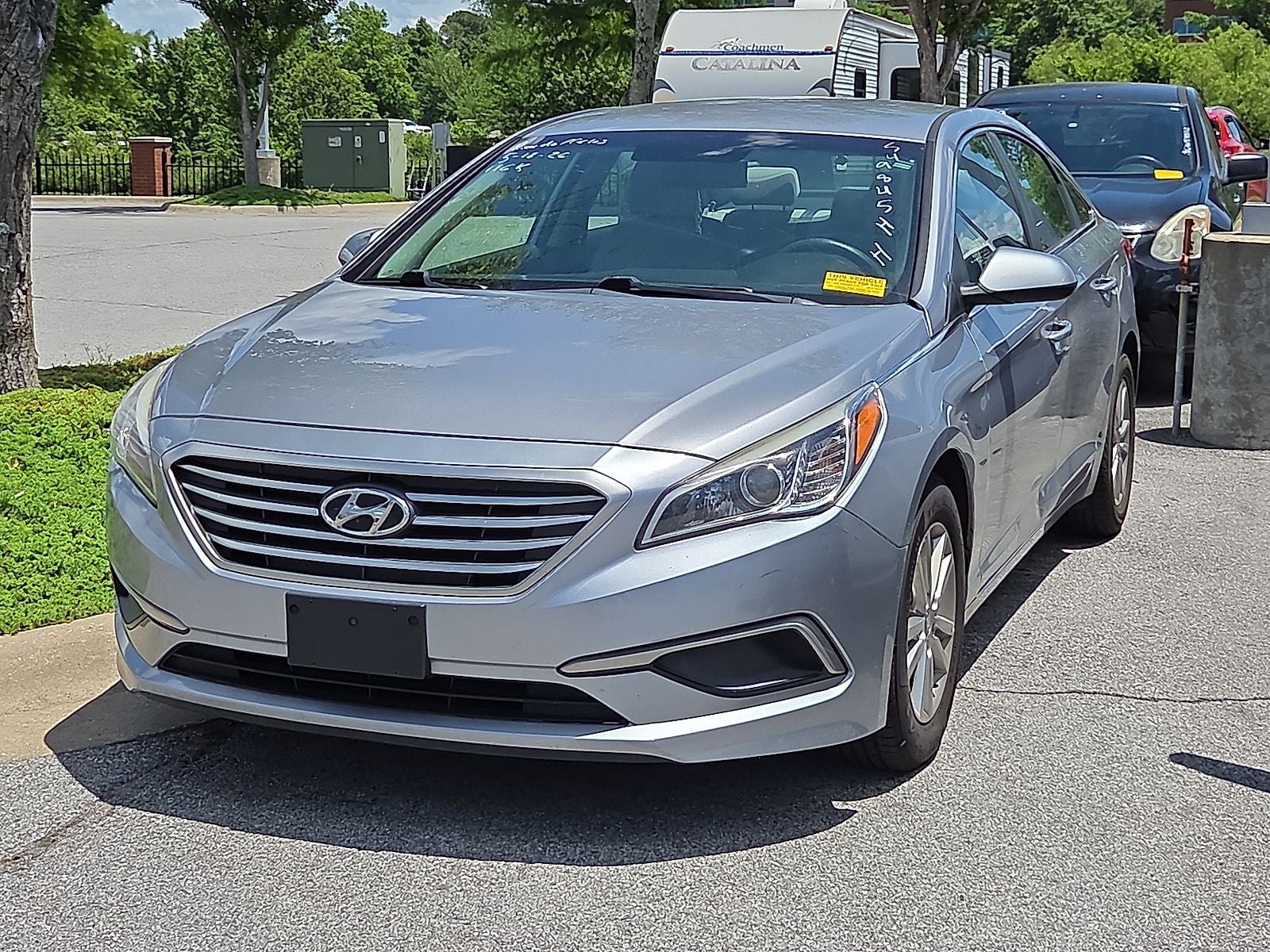Used 2017 Hyundai Sonata Base with VIN 5NPE24AF0HH548945 for sale in Bentonville, AR