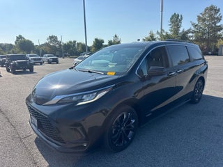 2021 Toyota Sienna XSE 7 Passenger