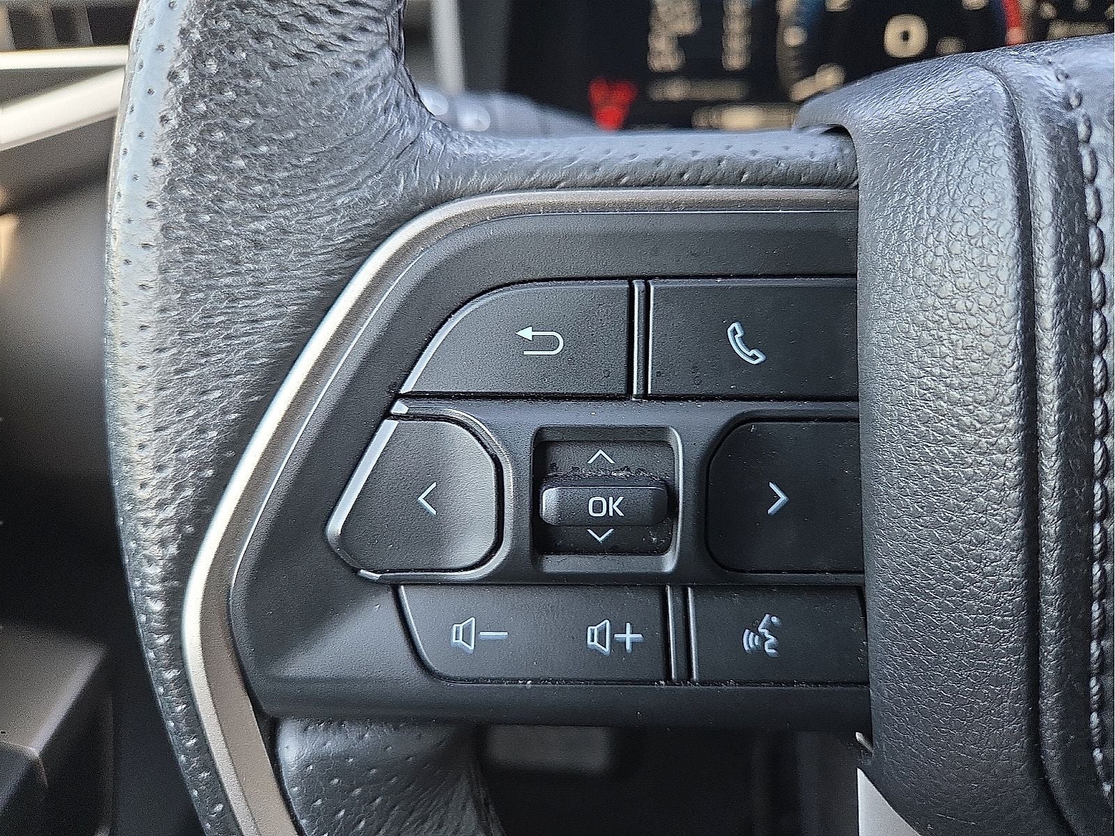 2025 Toyota Sequoia SR5