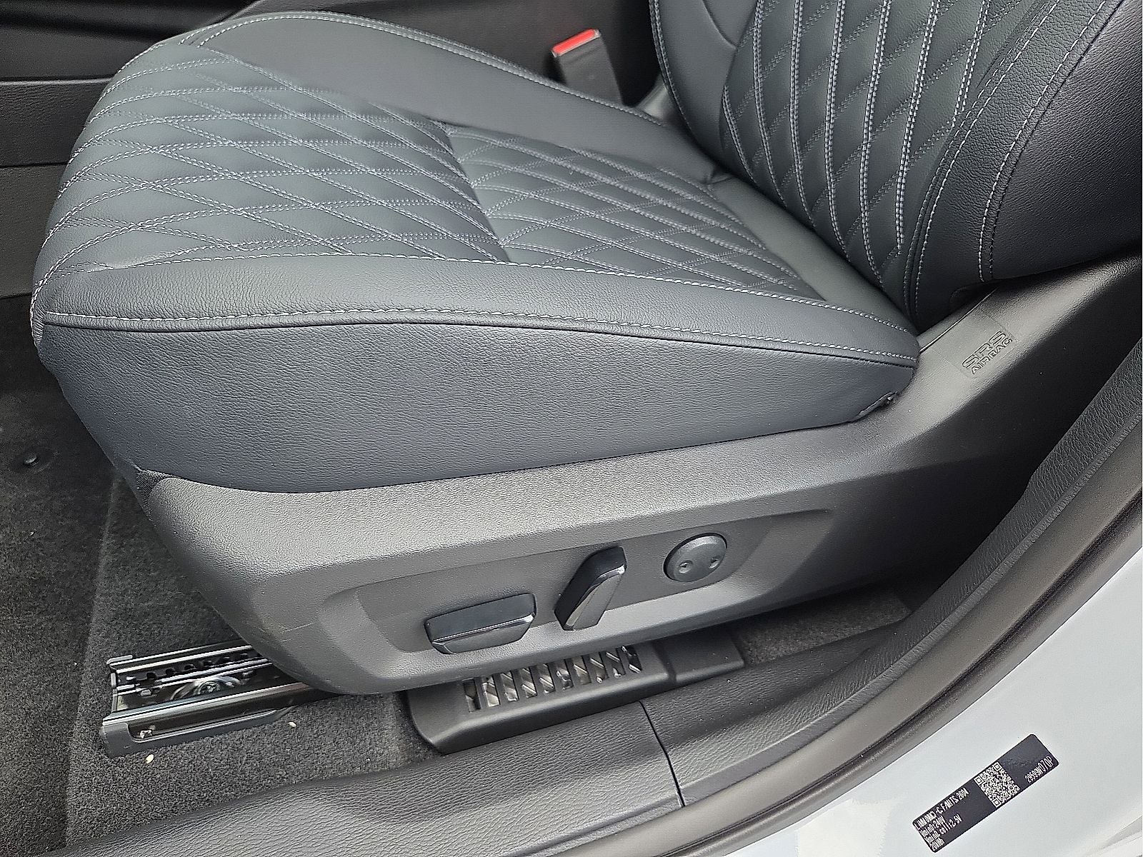 2026 Nissan Rogue Plug-In Hybrid Platinum