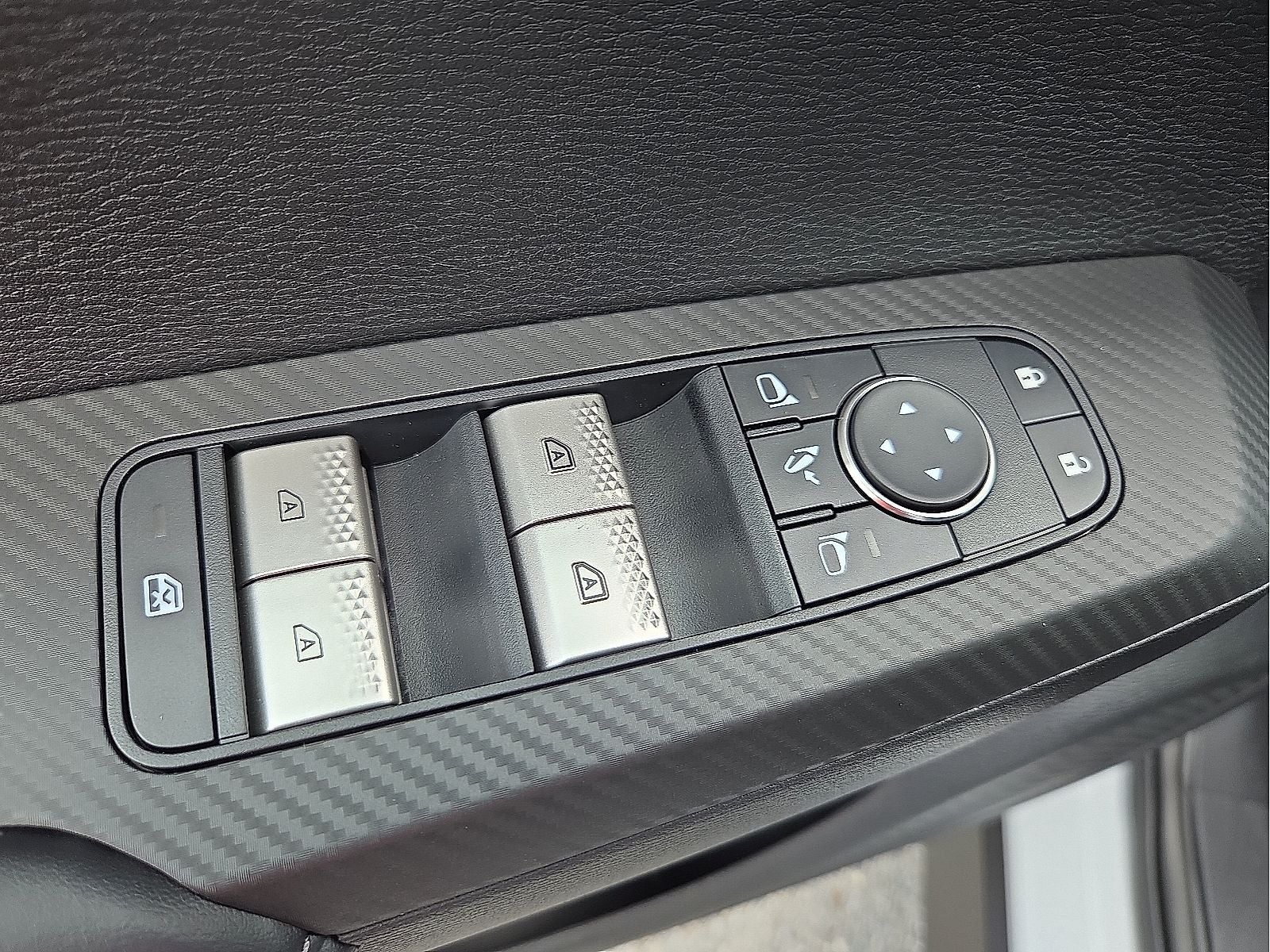 2026 Nissan Rogue Plug-In Hybrid Platinum