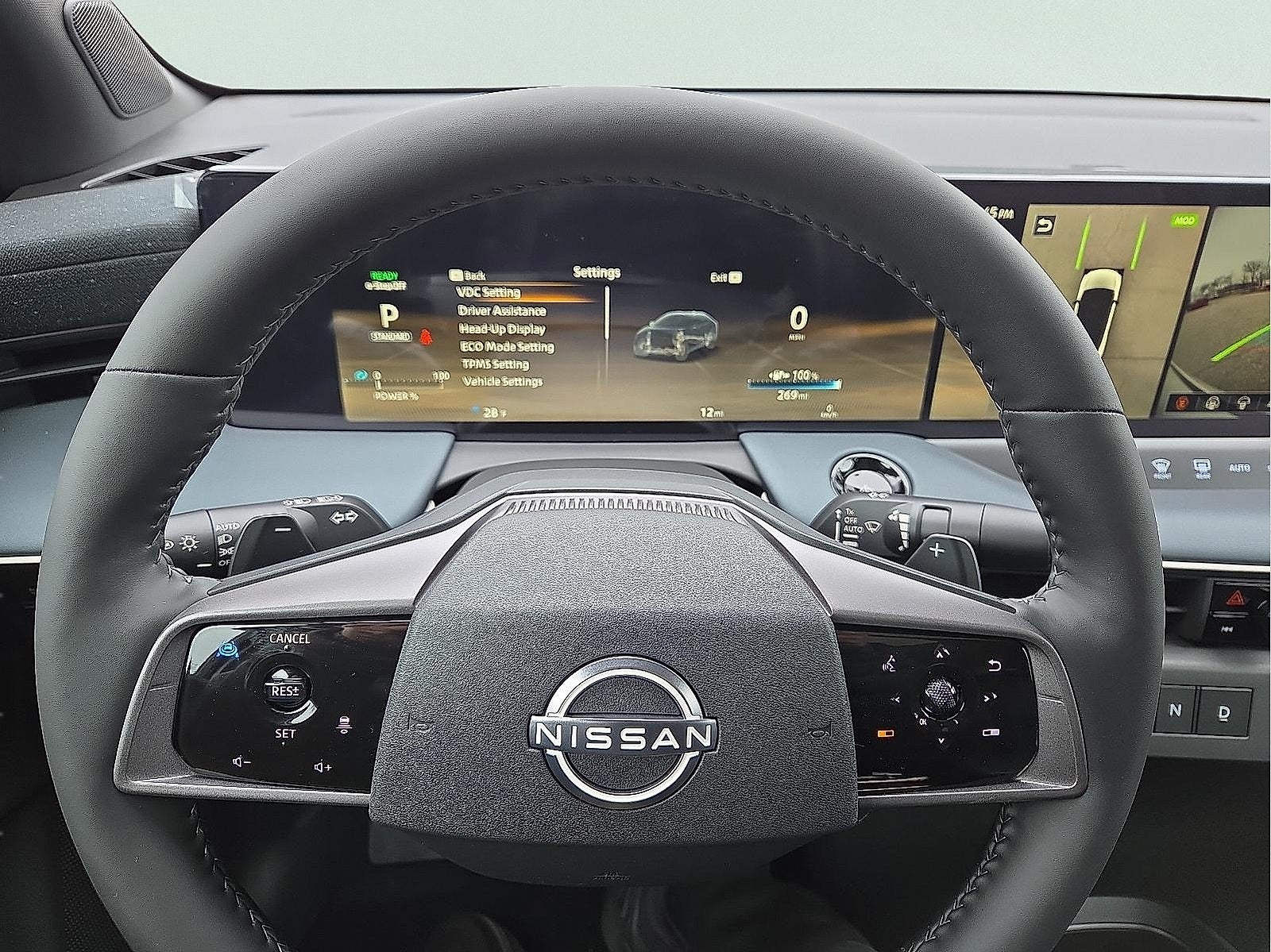 2026 Nissan Leaf Platinum+