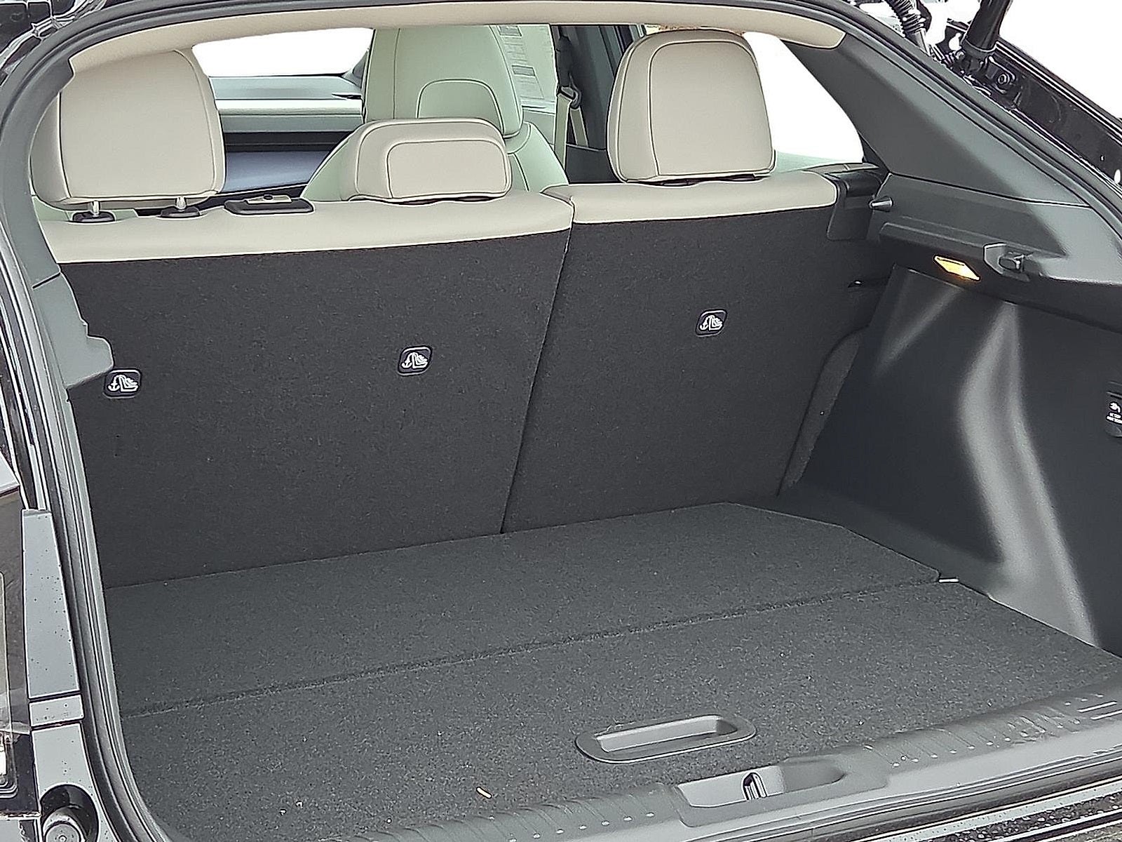 2026 Nissan Leaf Platinum+