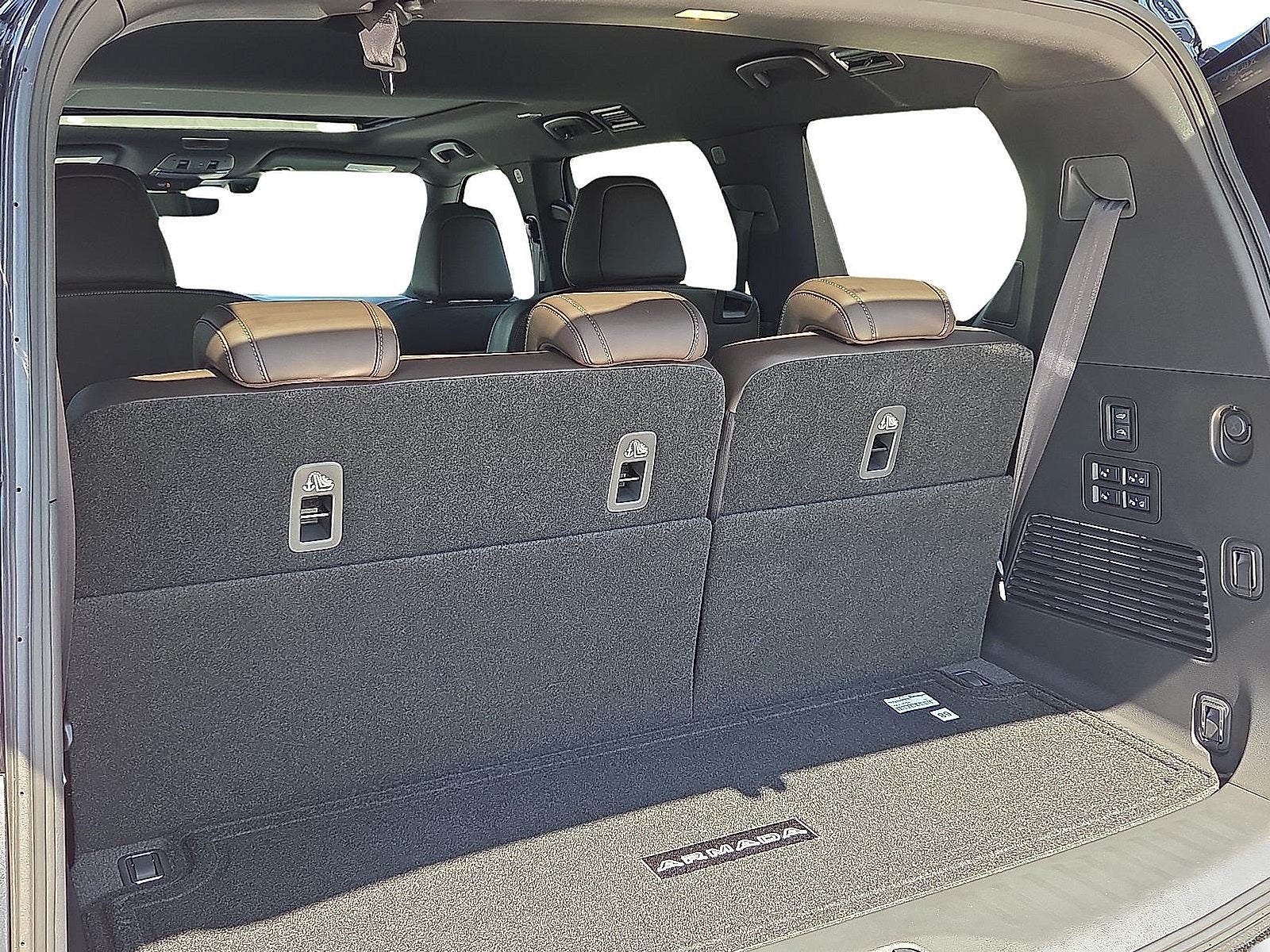 2025 Nissan Armada Platinum Reserve