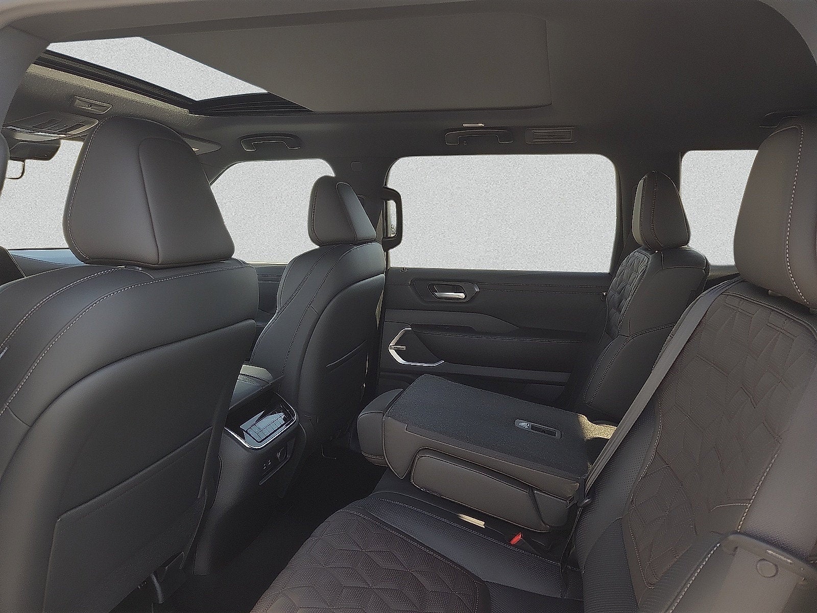 2027 Nissan Armada Platinum Reserve