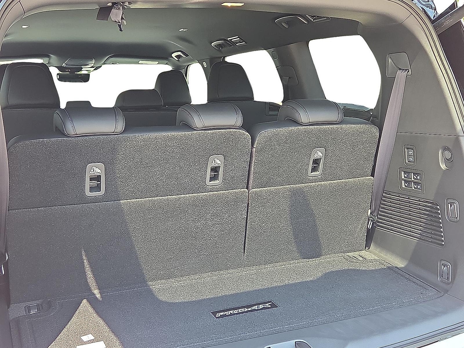 2025 Nissan Armada PRO-4X®