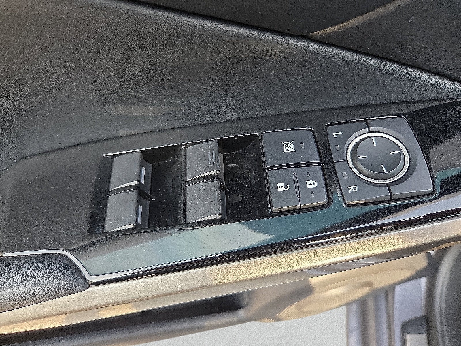 2017 Lexus IS 200t