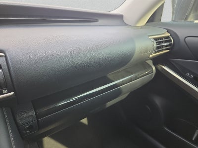 2017 Lexus IS 200t