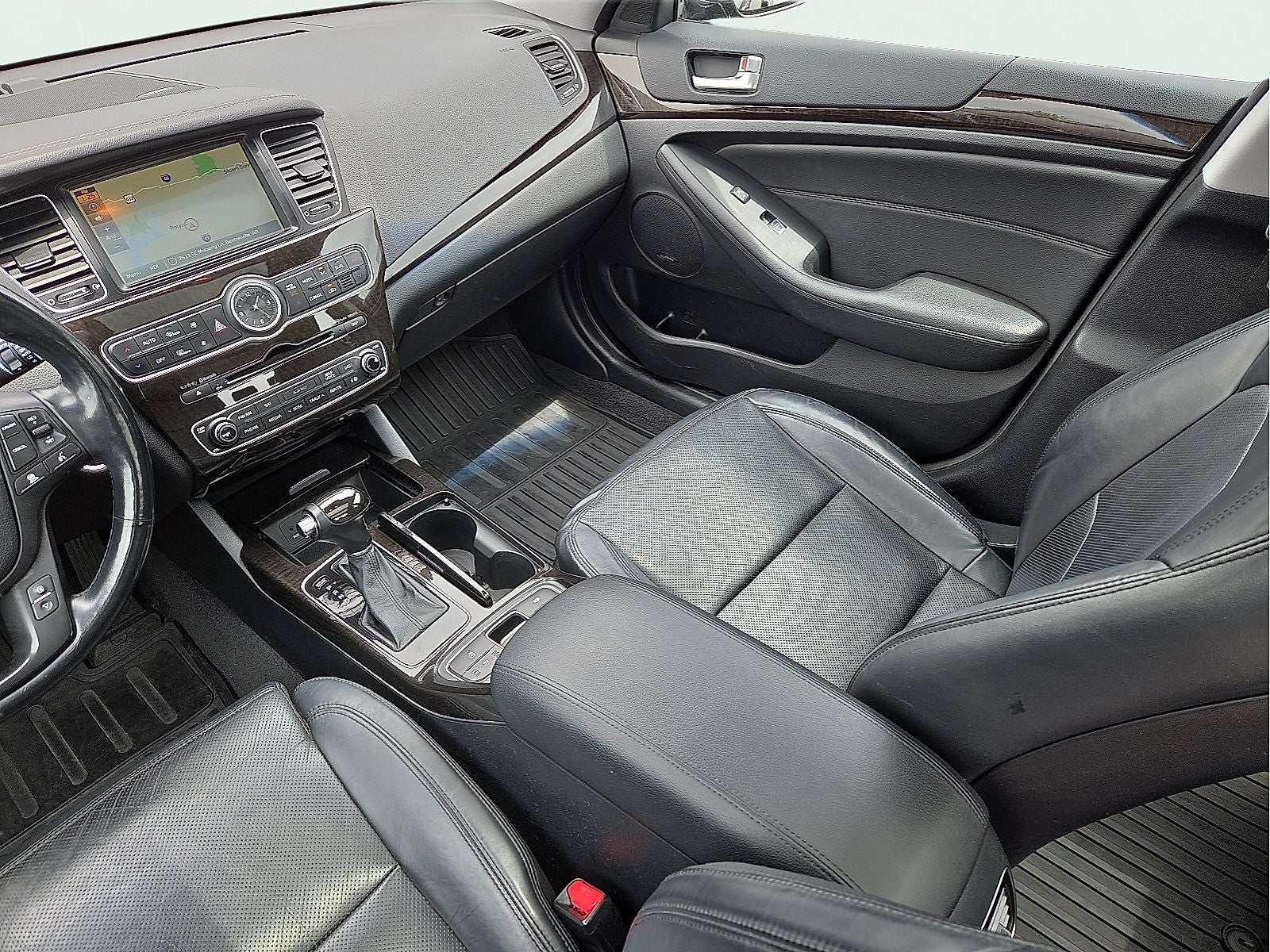 2016 Kia Cadenza Premium