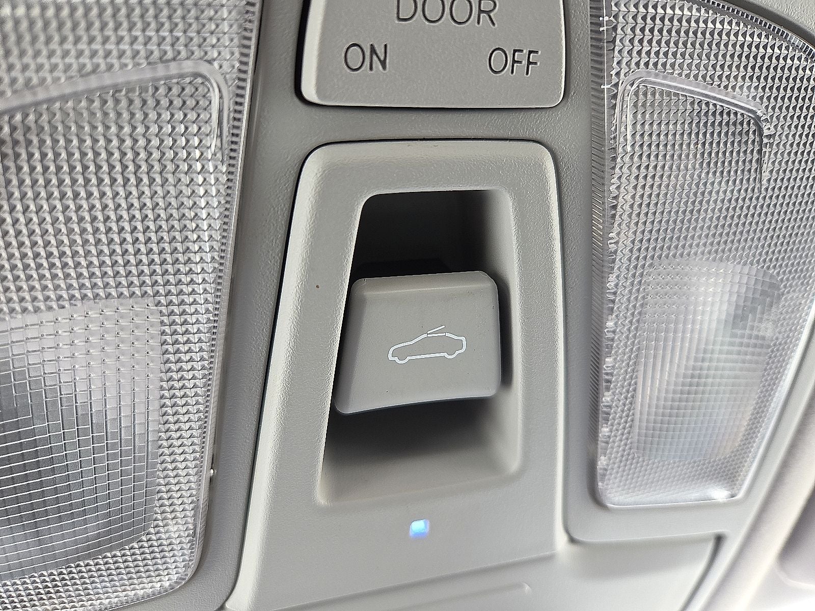 2016 Kia Cadenza Premium
