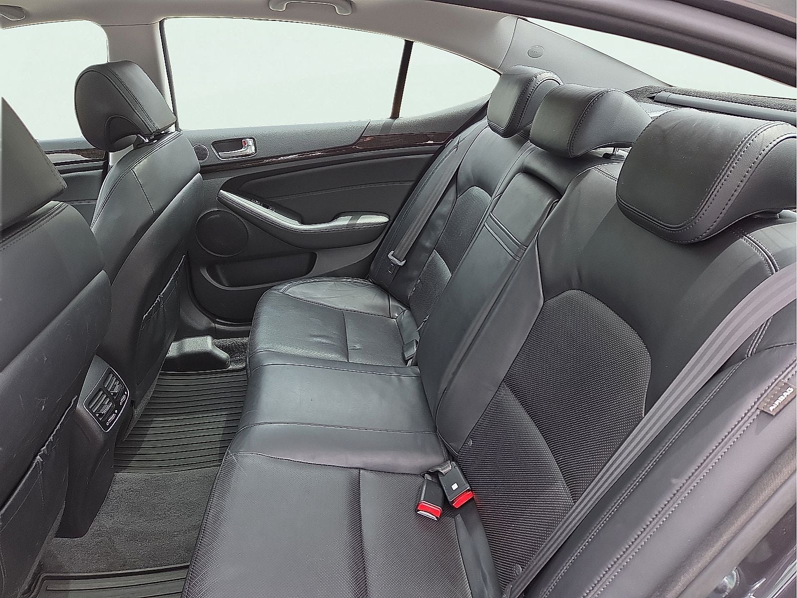 2016 Kia Cadenza Premium
