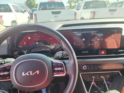 2025 Kia Carnival SX