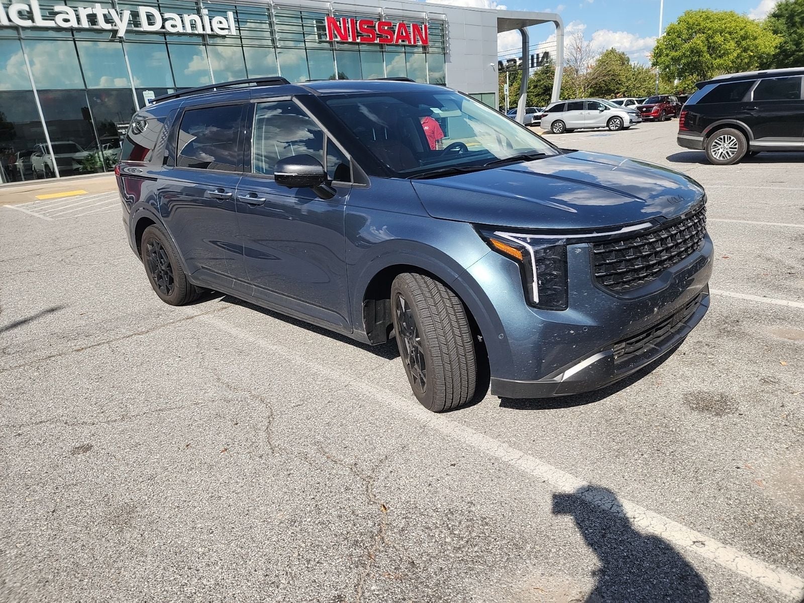 2025 Kia Carnival SX