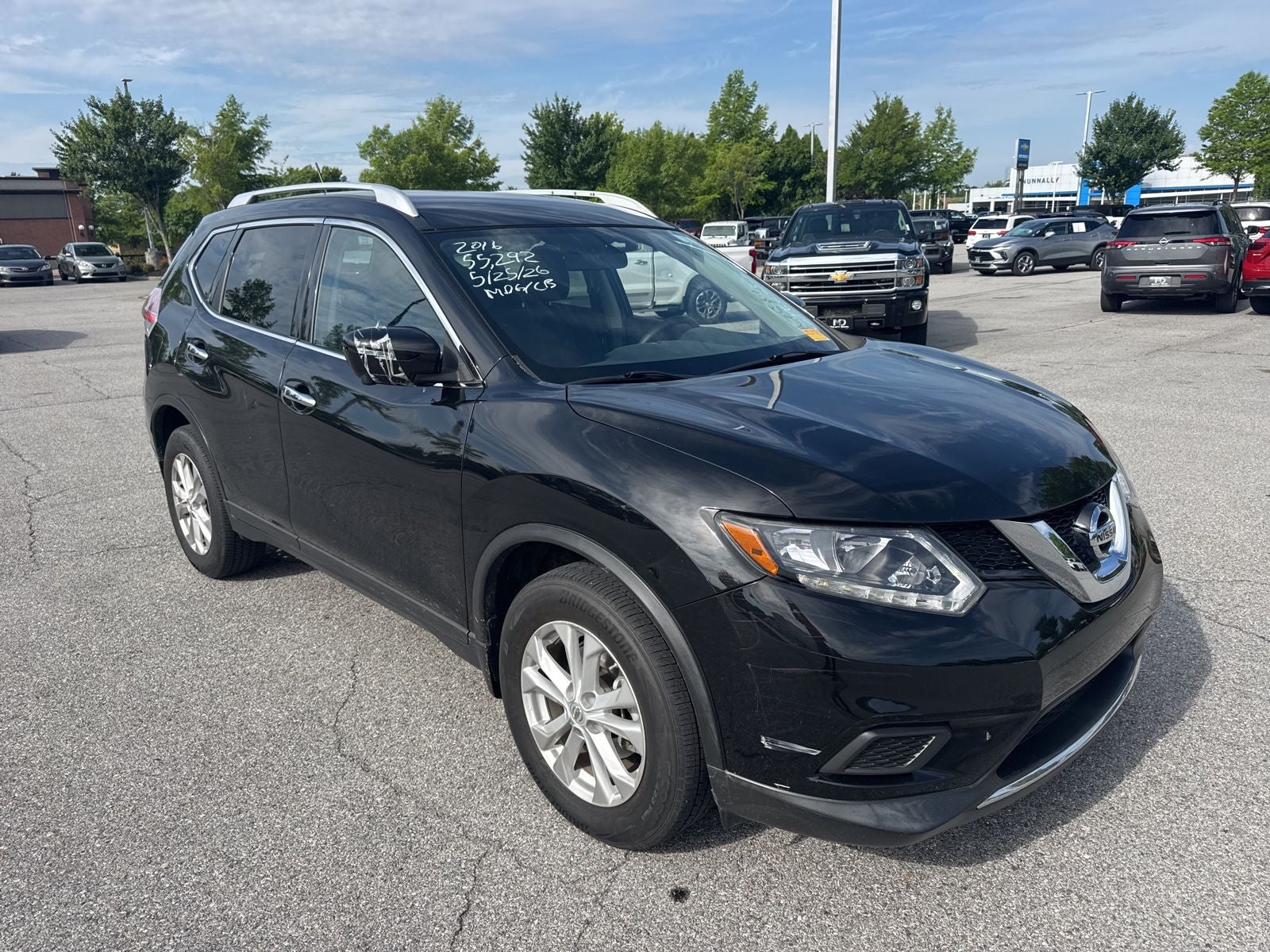 2016 Nissan Rogue SV