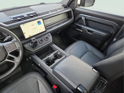2025 Land Rover Defender 110 S