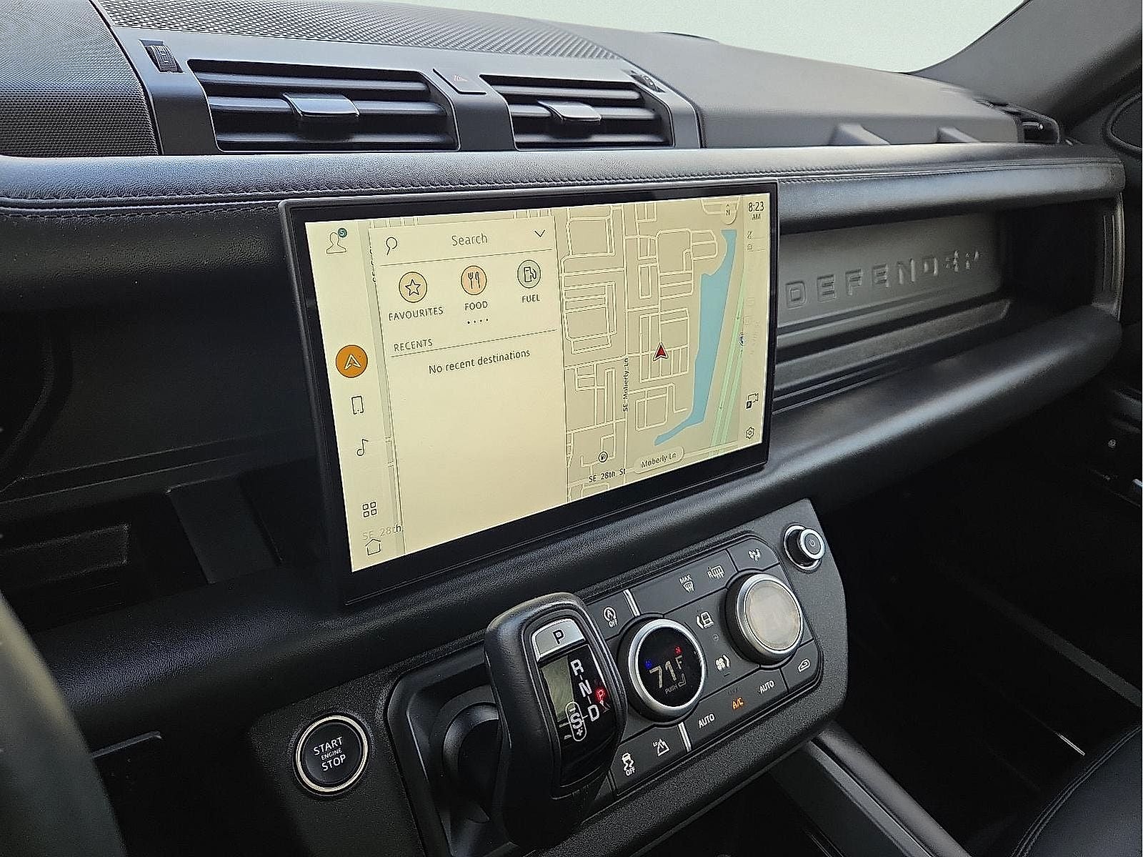 2025 Land Rover Defender 110 S