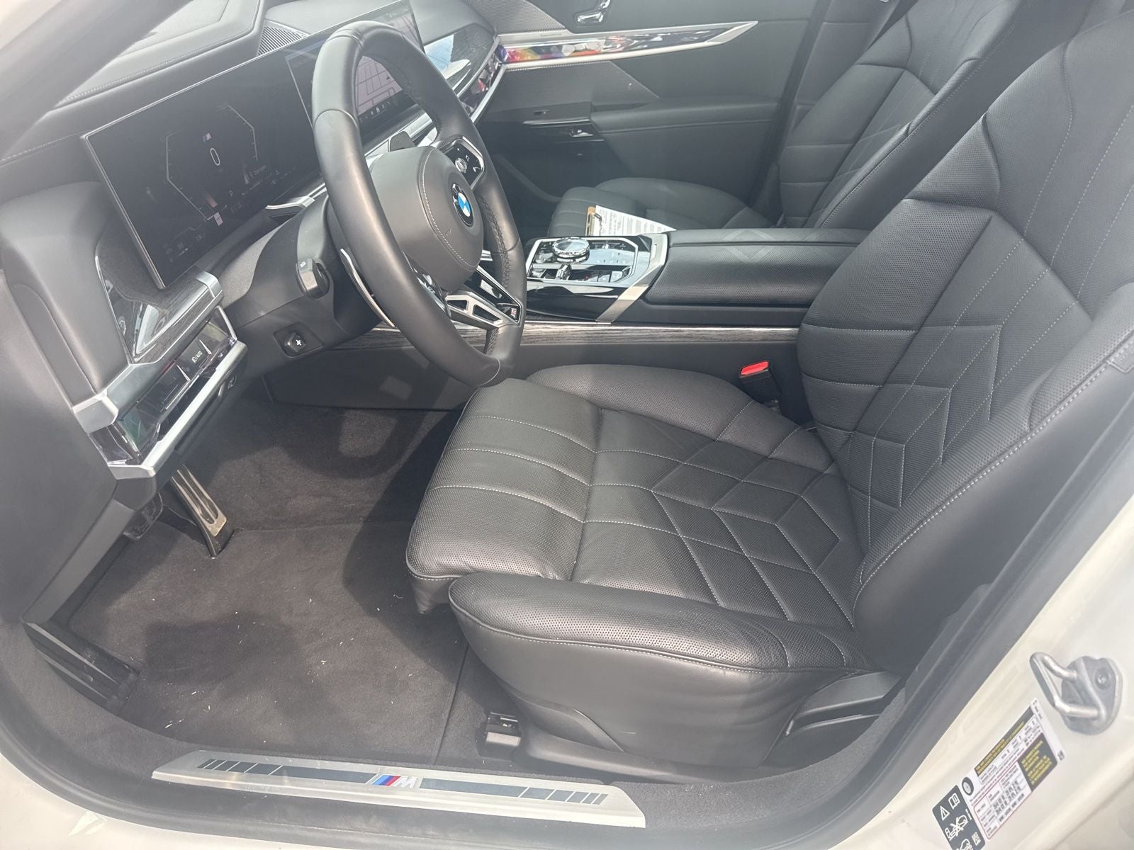 2025 BMW 7 Series 740i xDrive