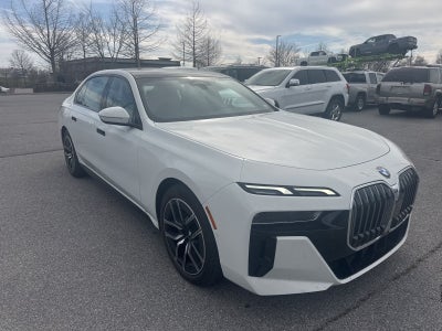 2025 BMW 7 Series 740i xDrive